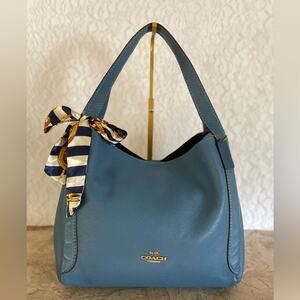 Coach Blue Leather Women's shoulder Bag 72549